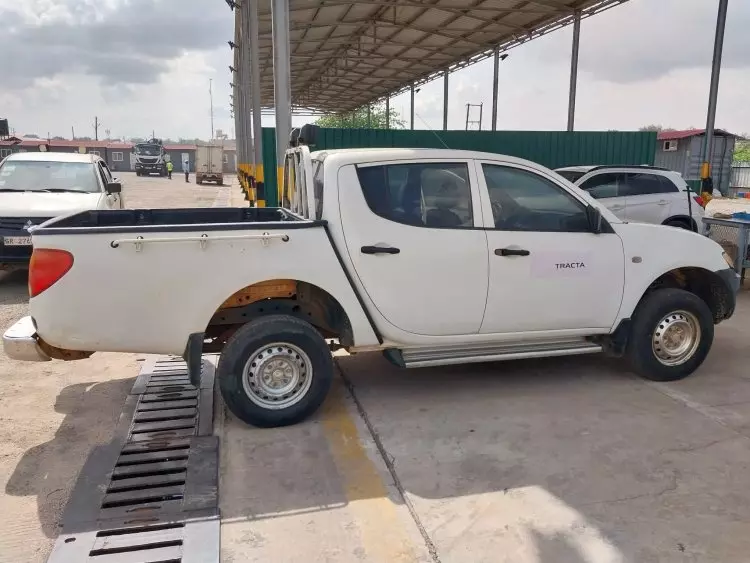 Mitsubishi L200 D/C GL Did