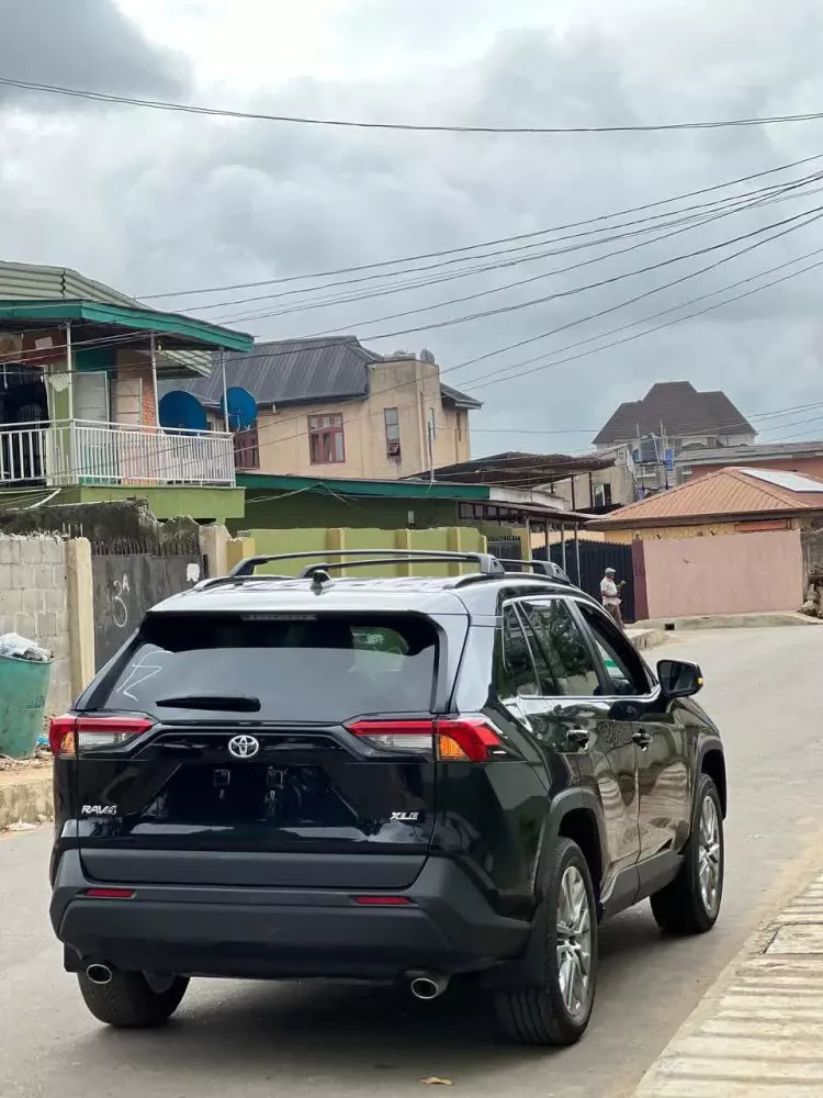 Toyota RAV 4