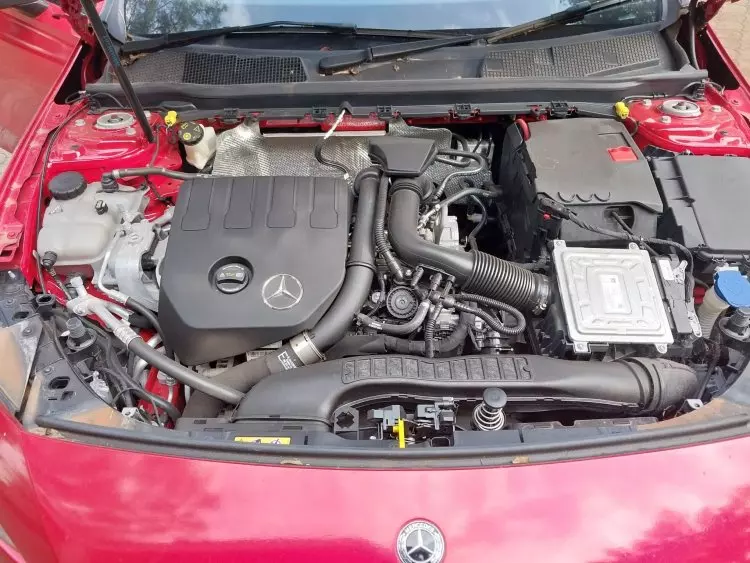 Mercedes-Benz A 180