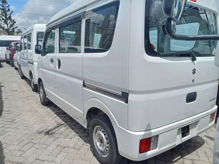 SUZUKI Every