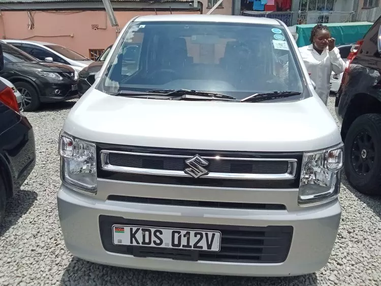 SUZUKI Wagon R
