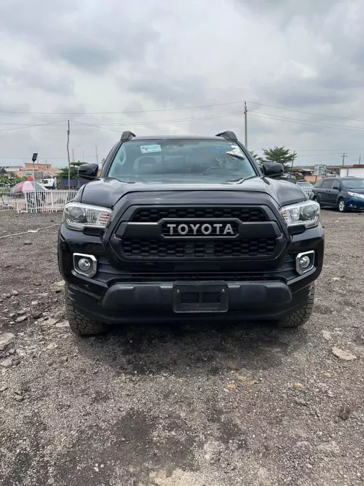 Toyota Tacoma