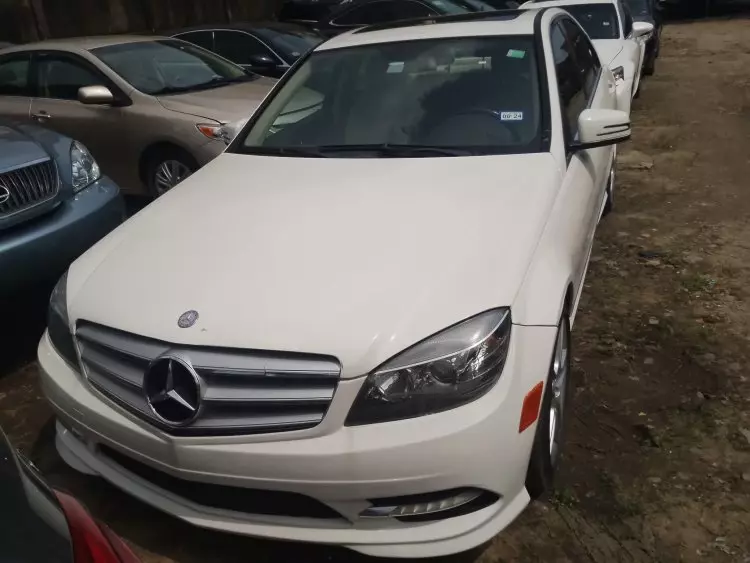 Mercedes-Benz C 300