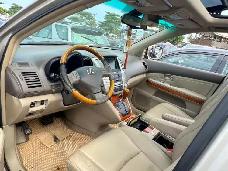 Lexus RX 330