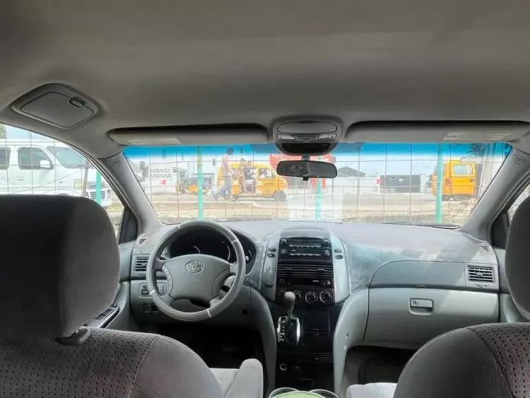 Toyota Sienna