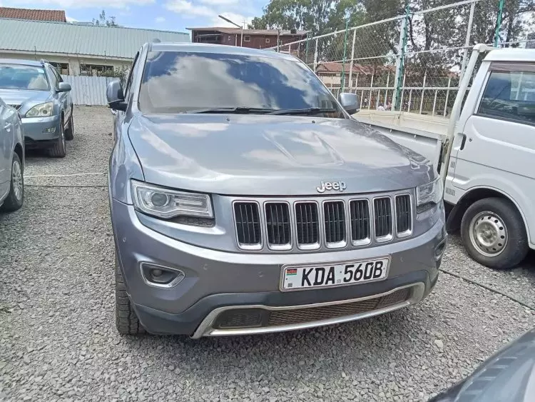 JEEP Latitude