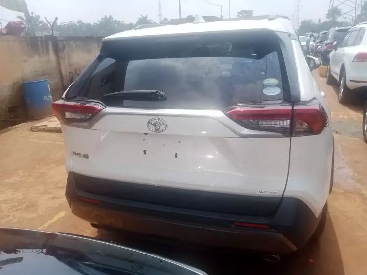 Toyota RAV 4