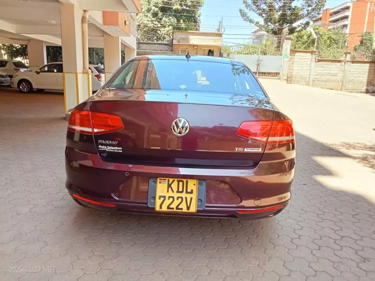 Volkswagen Passat
