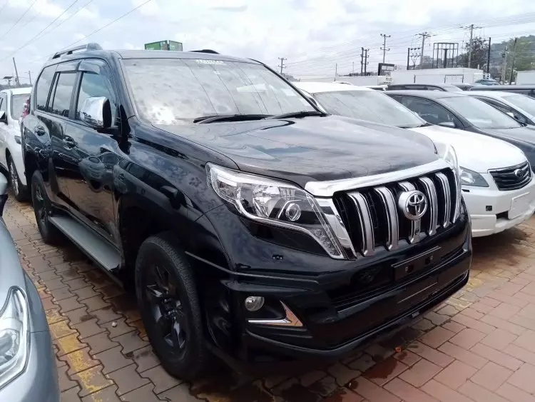 Toyota Landcruiser Prado