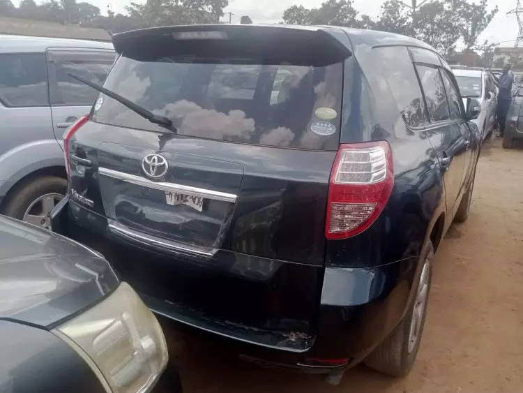 Toyota Vanguard 