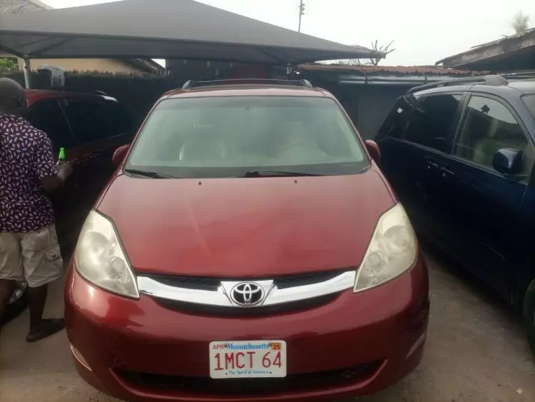 Toyota Sienna