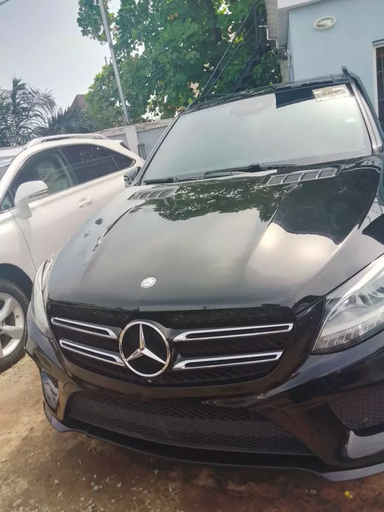 Mercedes-Benz GLE 350