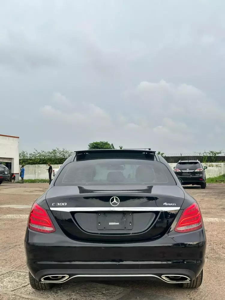 Mercedes-Benz C 300