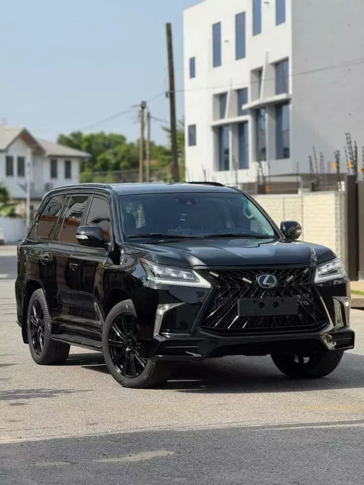 Lexus LX 570