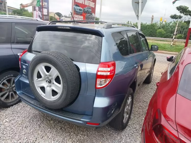 Toyota RAV 4
