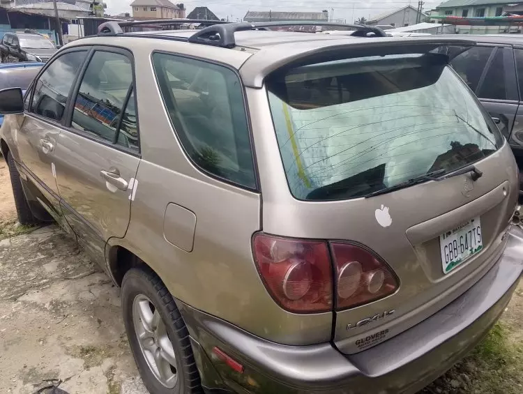 Lexus RX 300