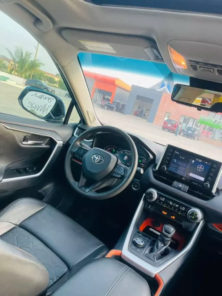Toyota RAV 4