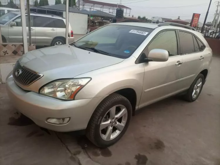 Lexus RX 330