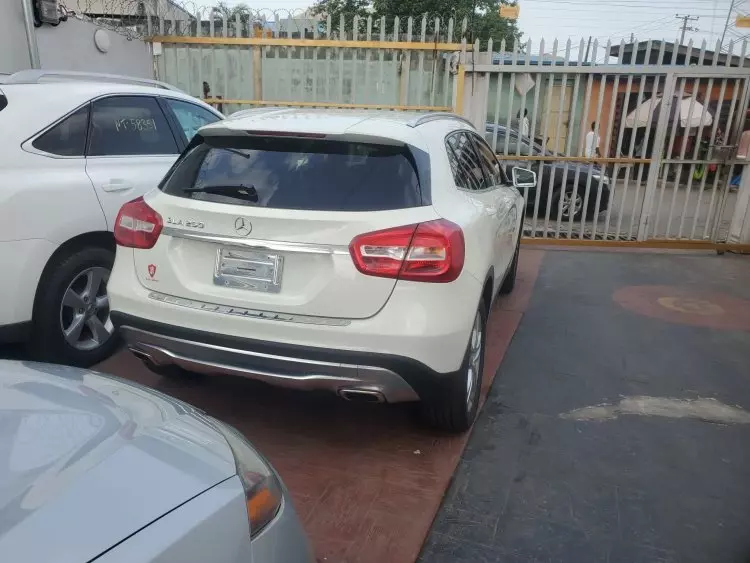 Mercedes-Benz GLA 250