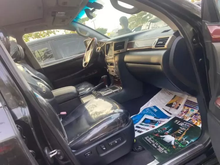 Lexus LX 570