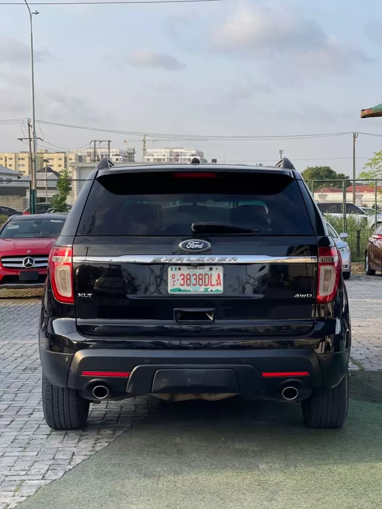 Ford Explorer