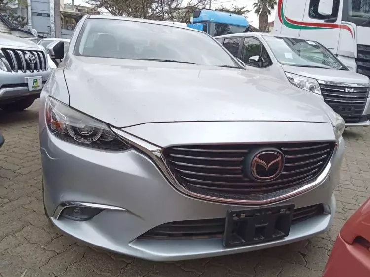 Mazda Atenza