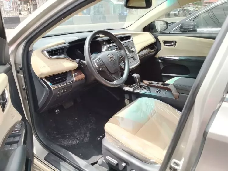 Toyota Avalon
