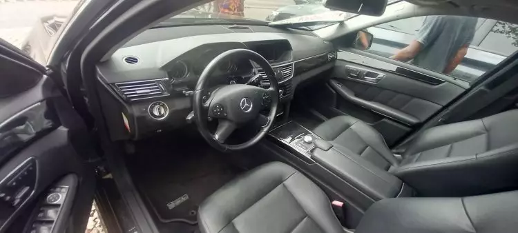 Mercedes-Benz E 350