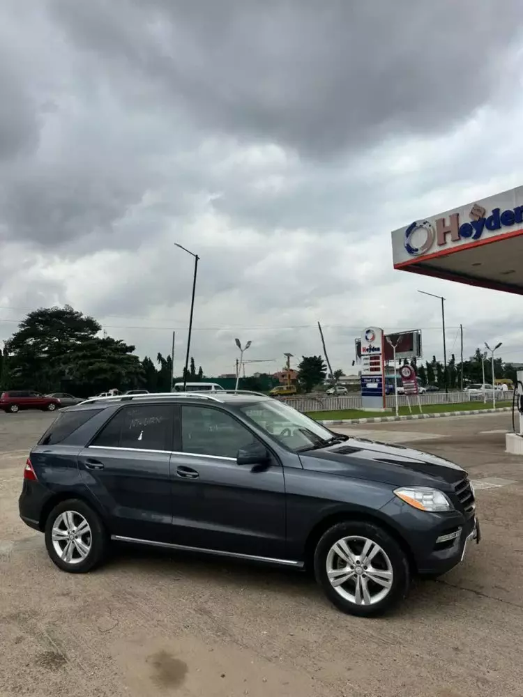 Mercedes-Benz ML 350