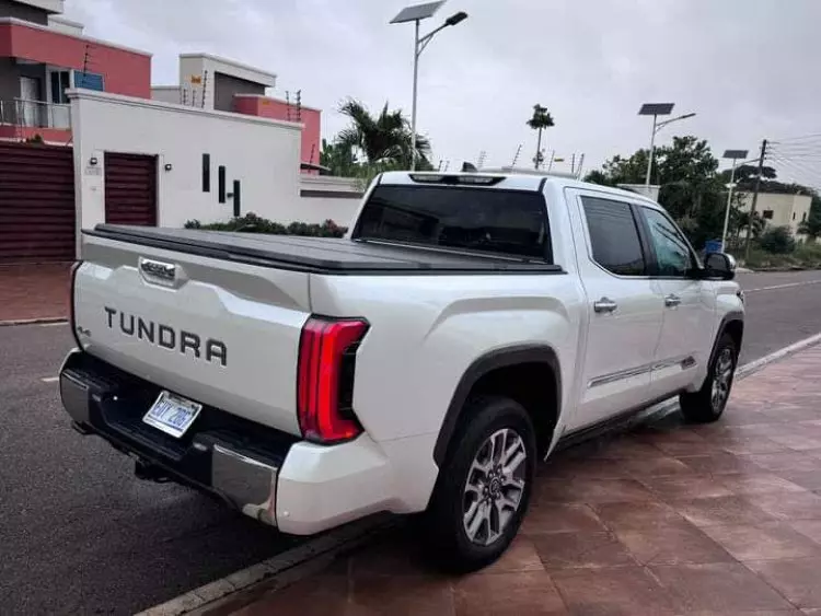Toyota Tundra