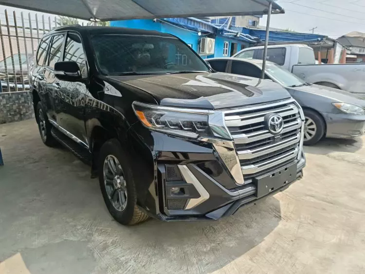 Toyota Land Cruiser Prado TX L