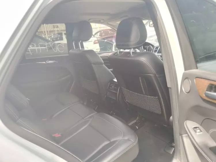Mercedes-Benz ML 350