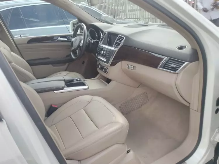 Mercedes-Benz ML 350