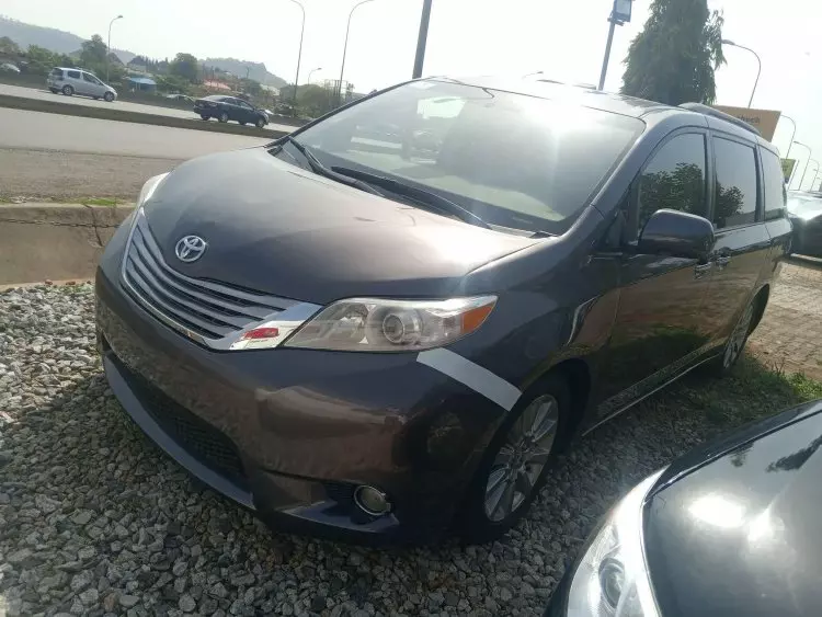 Toyota Sienna