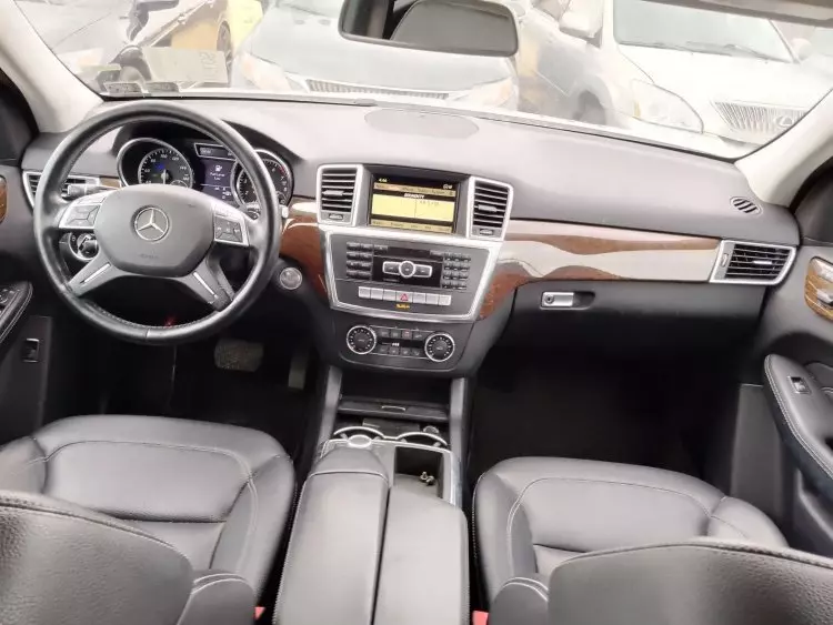 Mercedes-Benz ML 350