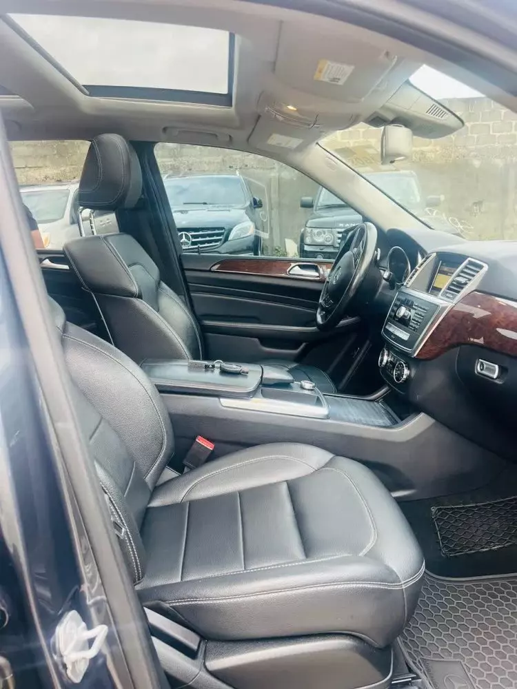 Mercedes-Benz ML 350