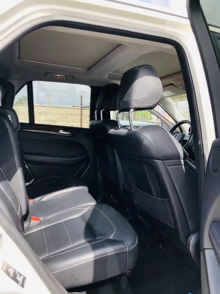 Mercedes-Benz ML 350