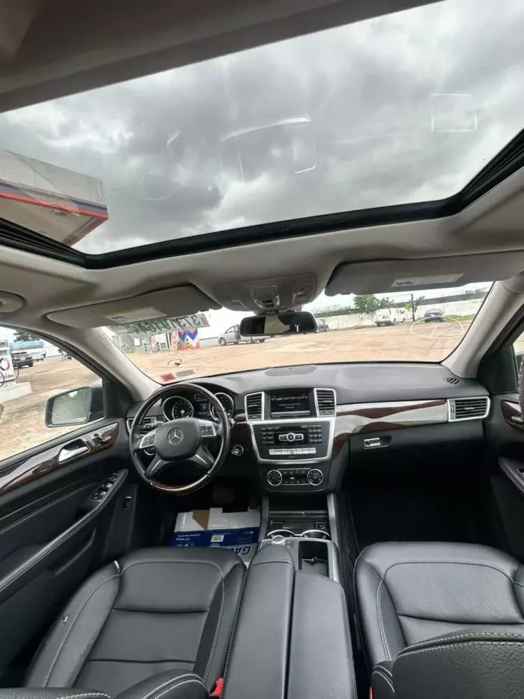 Mercedes-Benz ML 350