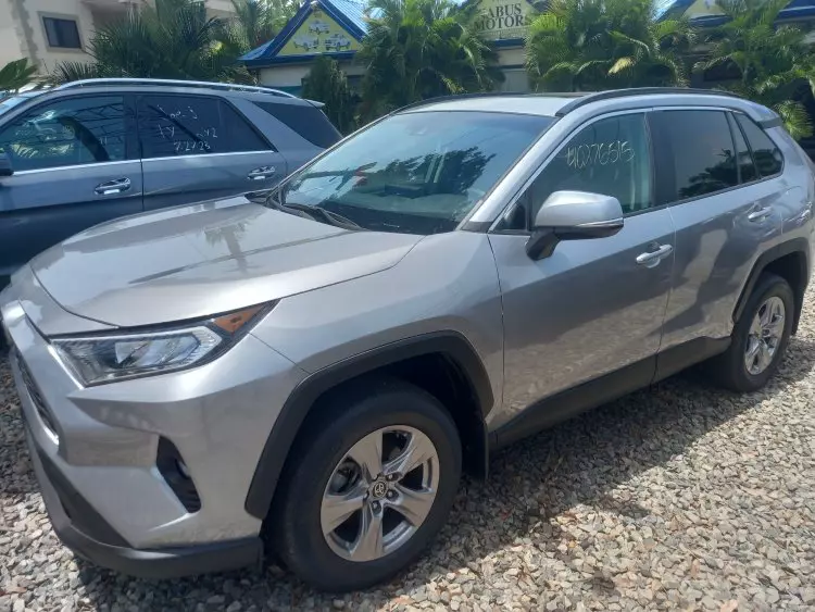 Toyota RAV 4
