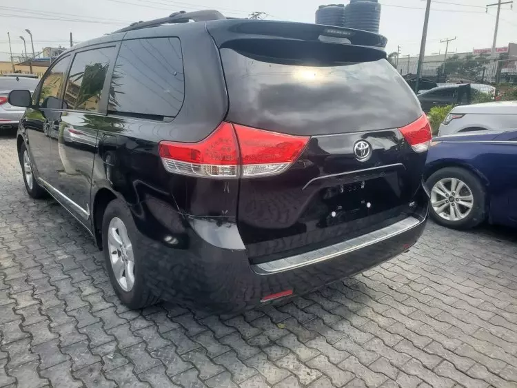 Toyota Sienna
