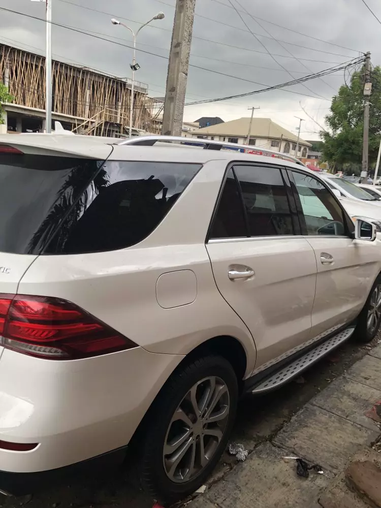 Mercedes-Benz GLE 350