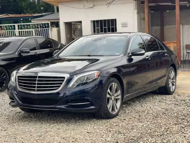 Mercedes-Benz S 550