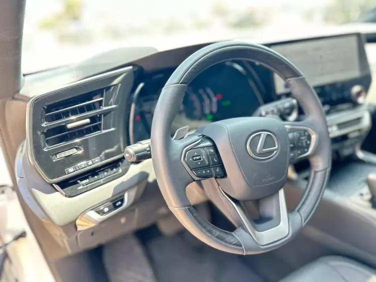 Lexus TX 350