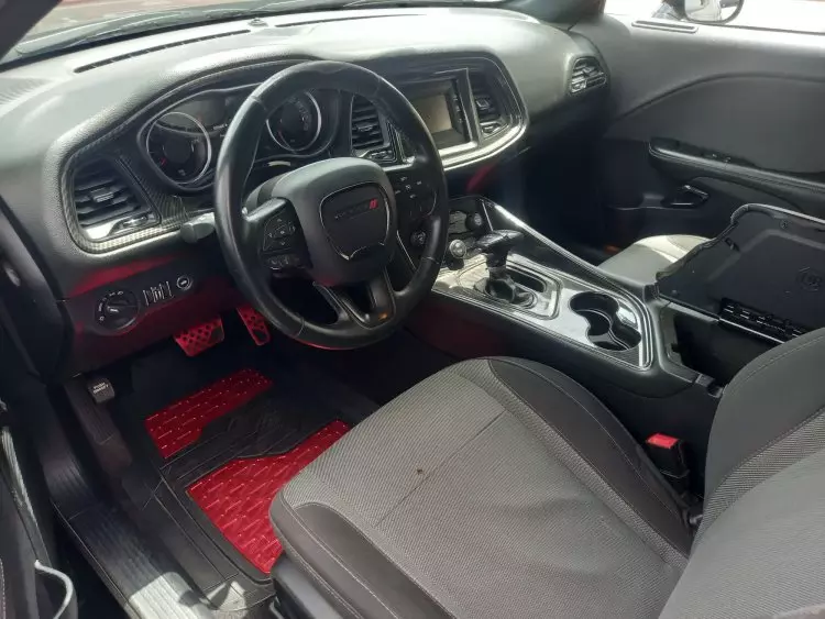 Dodge Challenger
