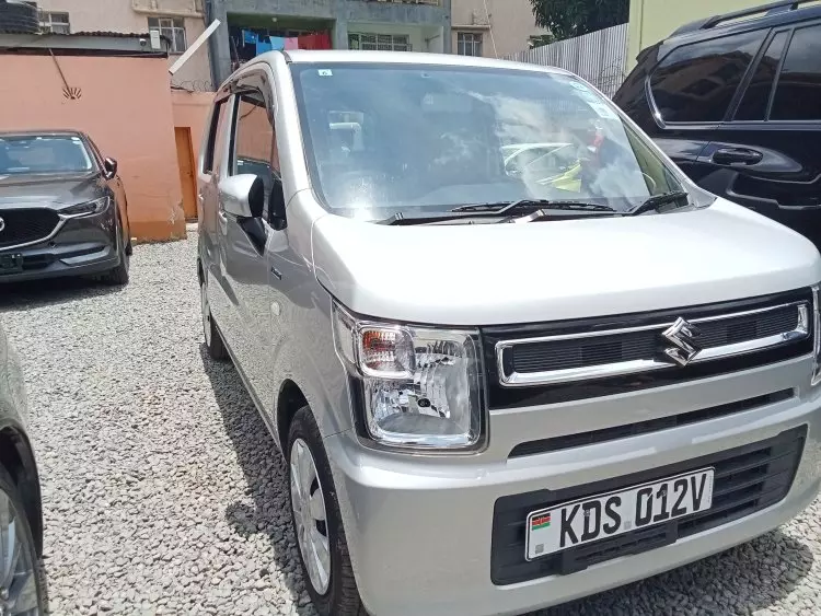SUZUKI Wagon R