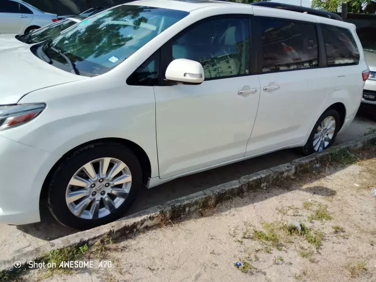 Toyota Sienna