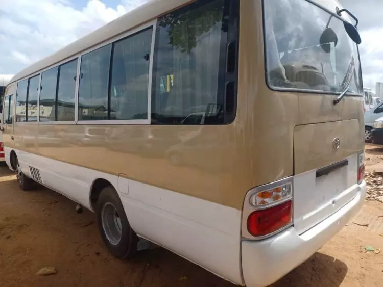 Toyota Coaster