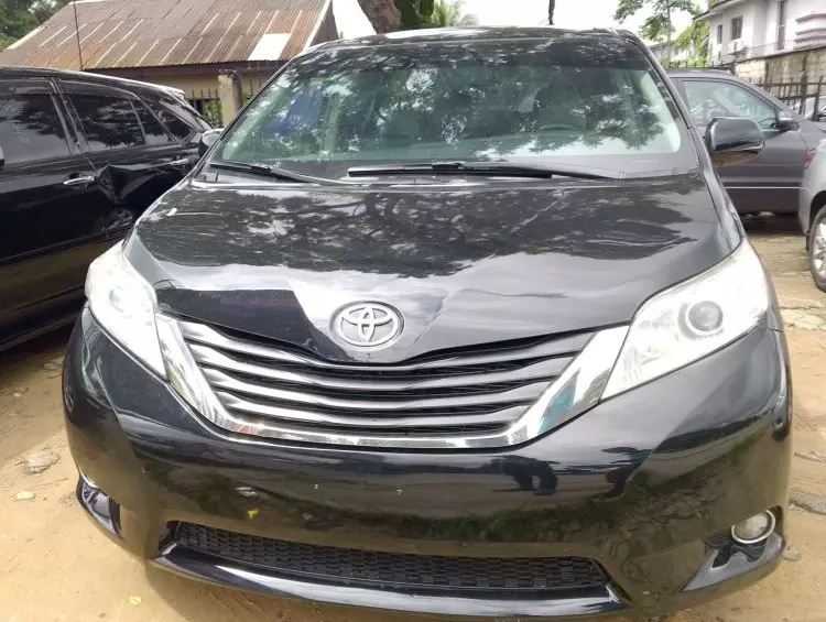 Toyota Sienna