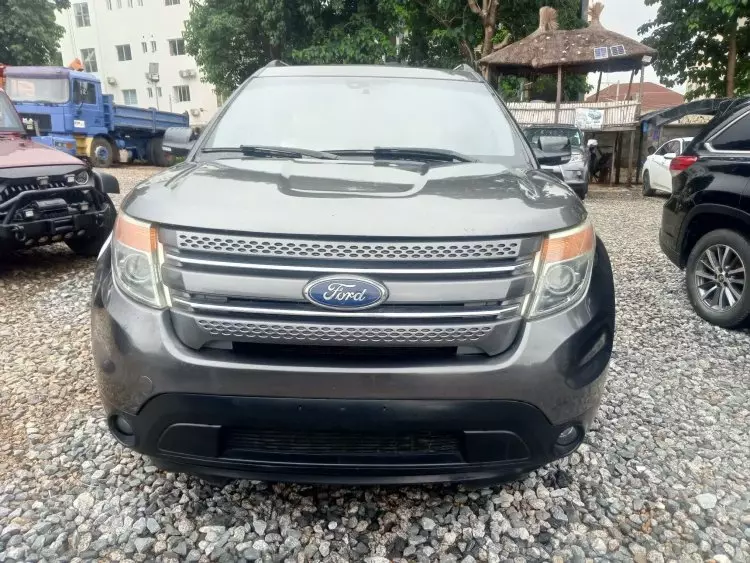 Ford Explorer