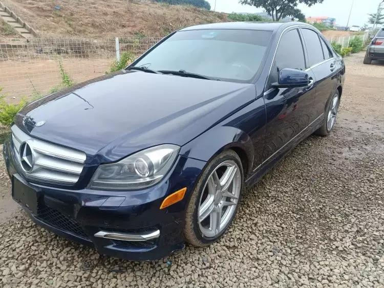 Mercedes-Benz C 350